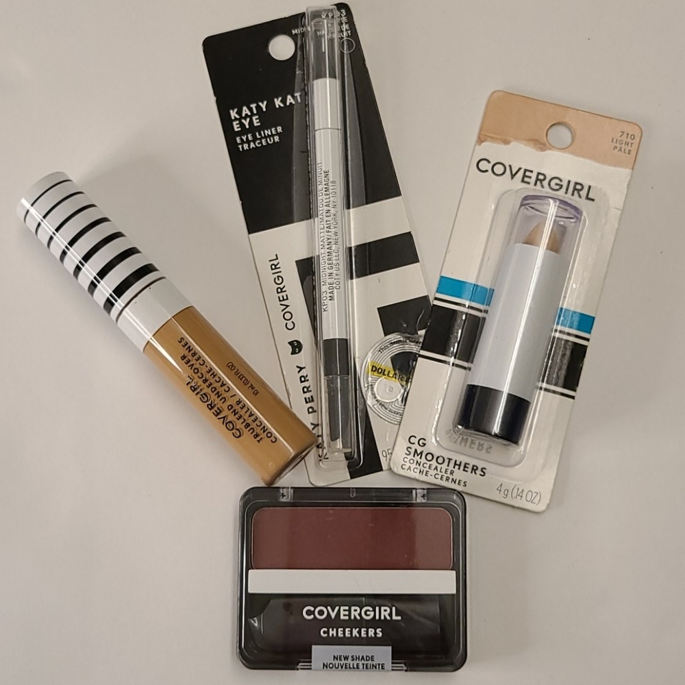 Covergirl makeup bundle